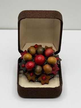 Antique 30s Czech Art Deco Wooden Beaded Brooch